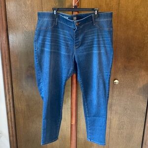 Size 22W mid rise jegging